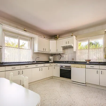 Casa Outeiro בקתה *