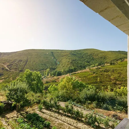 בקתה Casa Outeiro Encinedo